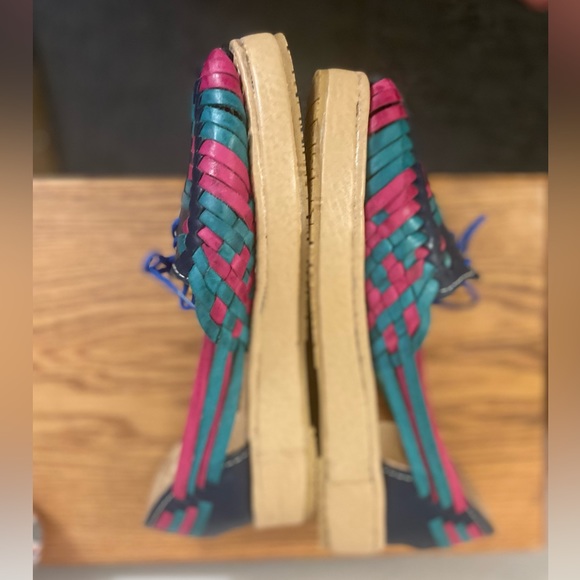 Panchito’s    Multi Colored Loafer - Picture 4 of 9